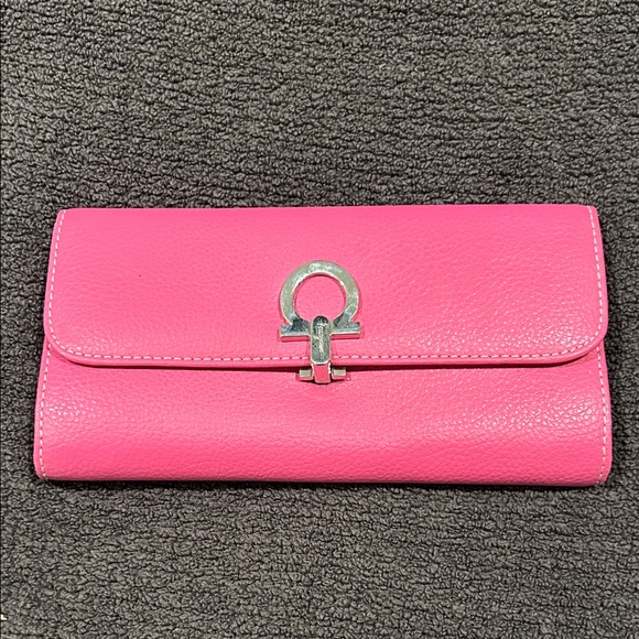 Salvatore Ferragamo Handbags - Salvatore Ferragamo Pink Leather Clutch Women’s Long Wallet